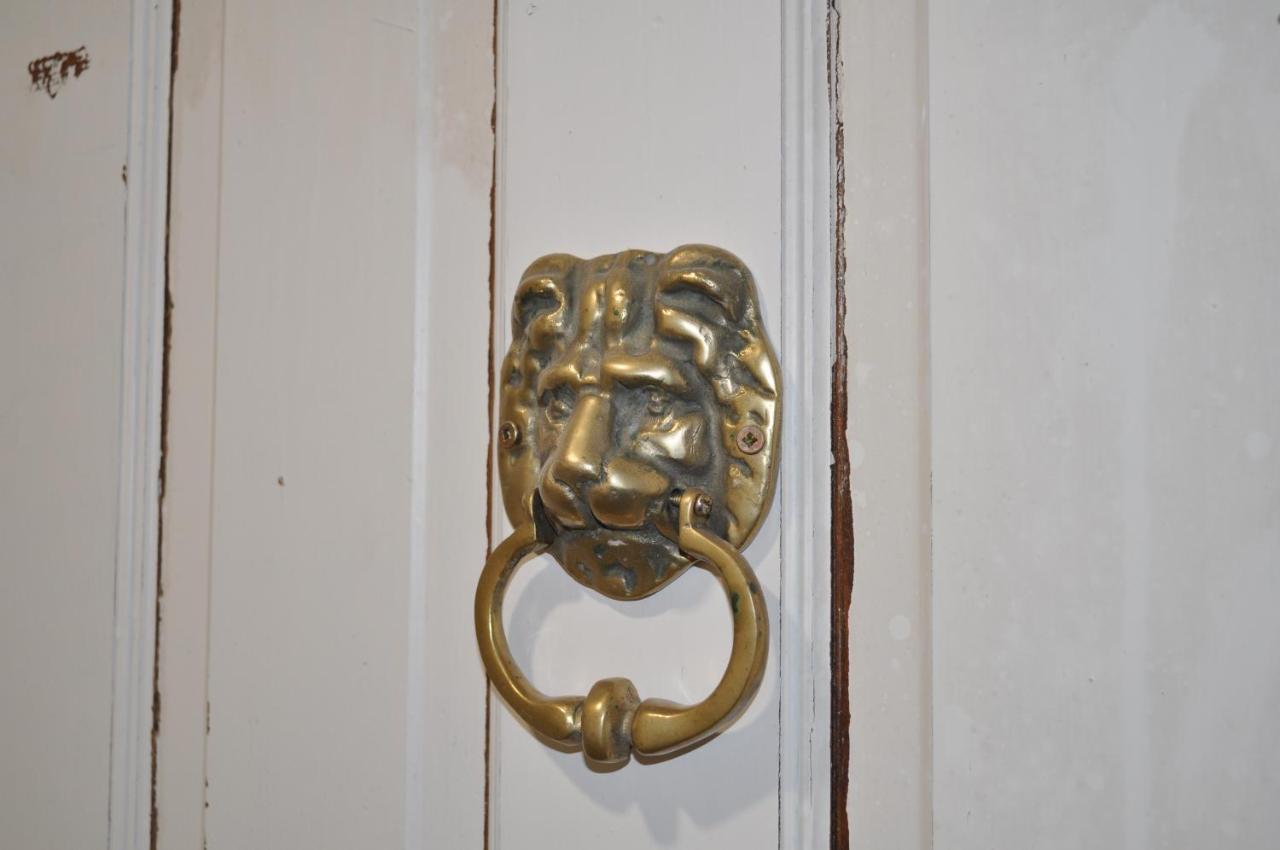 Holman'S Heritage Suites Съмърсайд Екстериор снимка